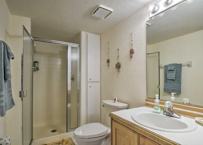 Pool Access & Views: Indian Shores *